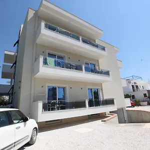 Golden Ksamil