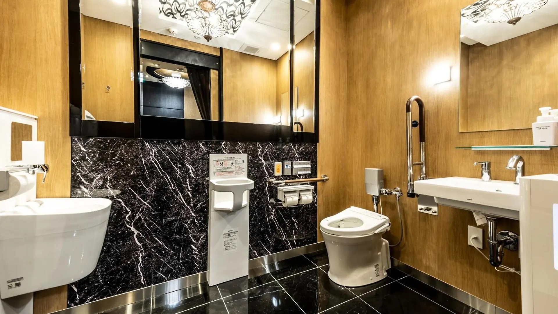 Apa Hotel Kayabacho Hachobori Ekimae Präfektur Tokio 3*,